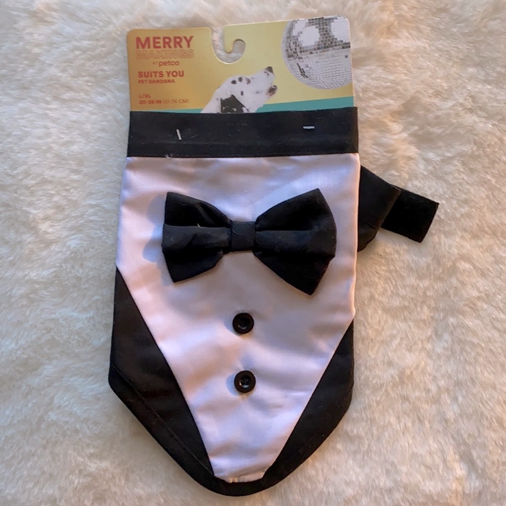 “SUITS YOU” Pet Bandana Black And White Tuxedo Suit